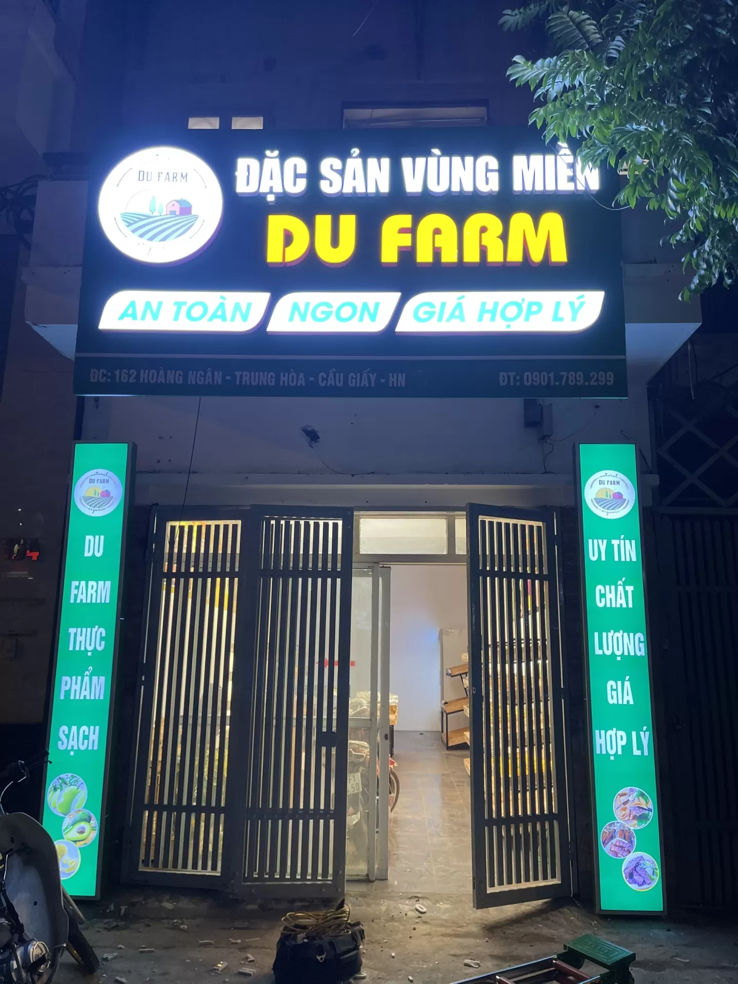 Biển Alu Kết Hợp Logo Nổi Đẹp, Chuyên Nghiệp – Giải Pháp Tăng Nhận Diện Thương Hiệu