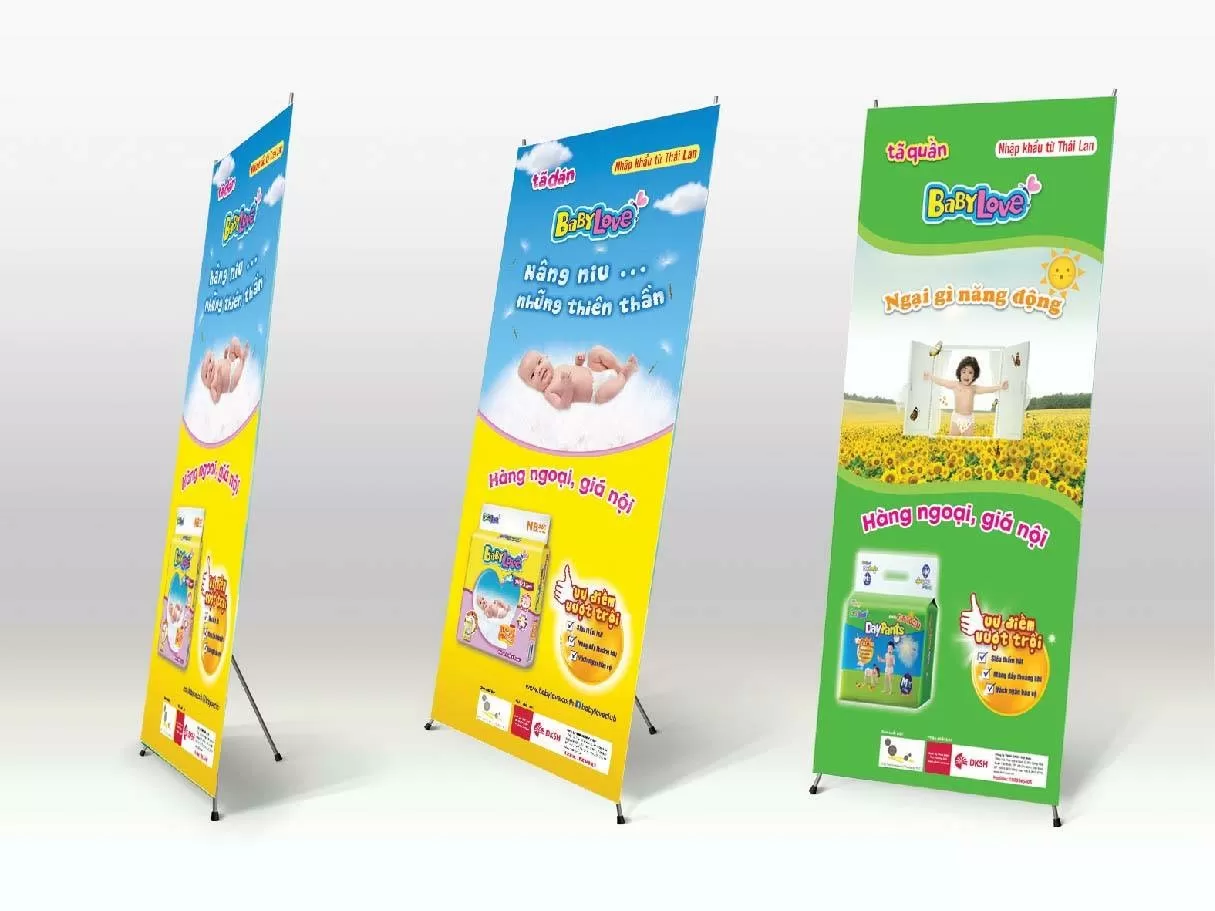 Standee chữ X Hoàng Dương – Dựng phát đứng ngay, gấp gọn trong 5 giây